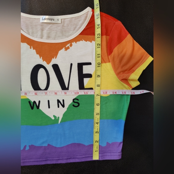Pride rainbow shirt  Crop Tee Top  Shirt 🌈 - Picture 3 of 8